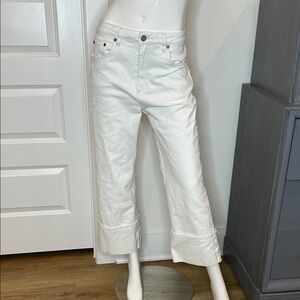 Etienne Marcel Elegant White Cropped Wide Cuff Jeans for Women size 29